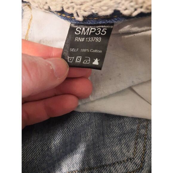 Pol Jean size M Destroyed Raw Hem Mom Jeans - Picture 4 of 5